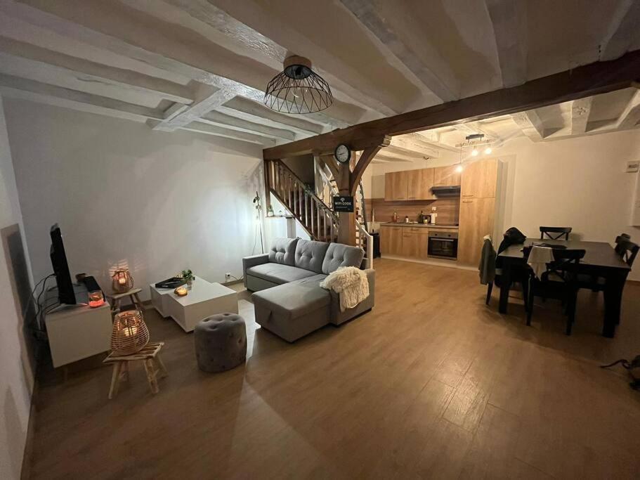 הוילה Chez Samantha Au Coeur D'Azay מראה חיצוני תמונה